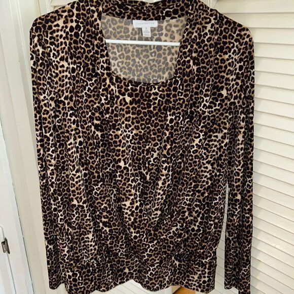 Purr 😸 like a Leopard 🐆 in this Sleek, Soft & Stylish Animal 🦒 Print Blouse. - Picture 1 of 17